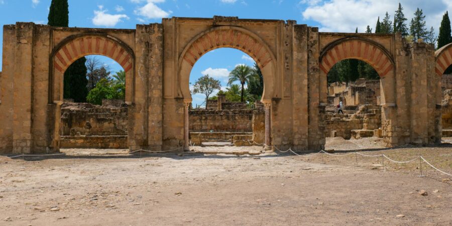 Site Archéologique Madinat al-Zahra Reportage de La porte des mondes (LPDM Production) en Andalousie, Castille et La Mancha - Site Archéologique Madinat al-Zahra