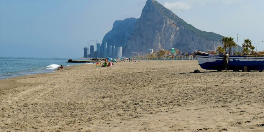 Rocher de Gibraltar Reportage de La porte des mondes (LPDM Production - Angers) en Andalousie, Castille et La Mancha - Gibraltar