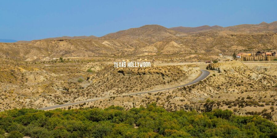 Tabernas – studio cinéma Reportage de La porte des mondes (LPDM Production - Angers) en Andalousie - Tabernas