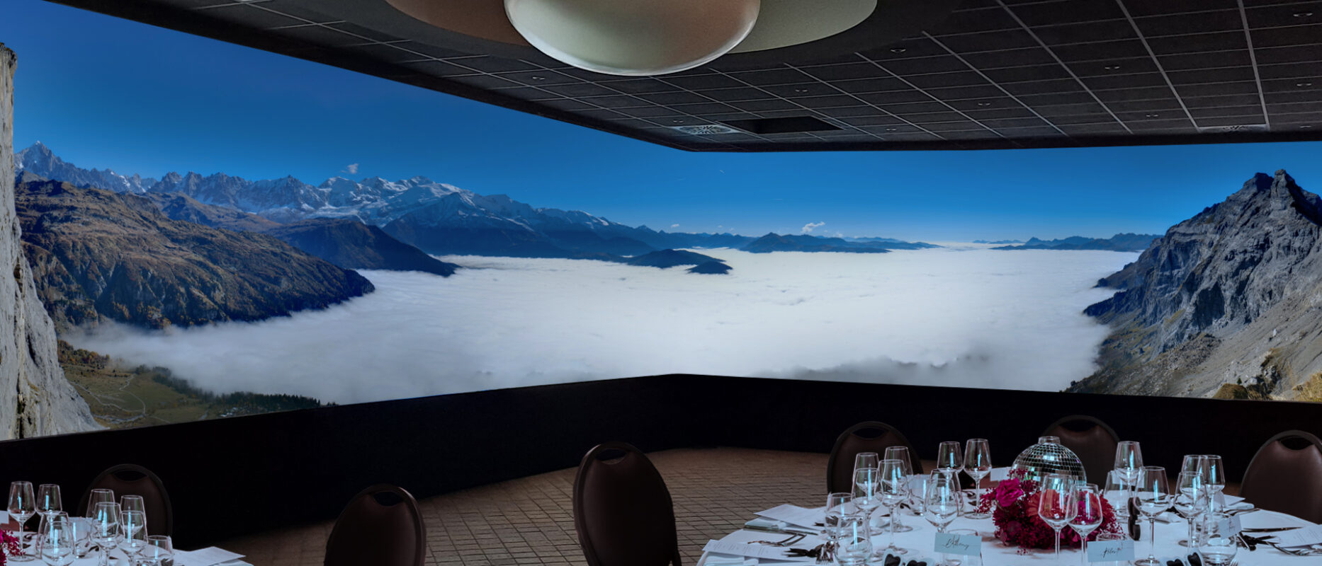 Repas immersif 4 Repas immersif avec vidéoprojection d'une vidéo panoramique paysage en ultra haute résolution 16K